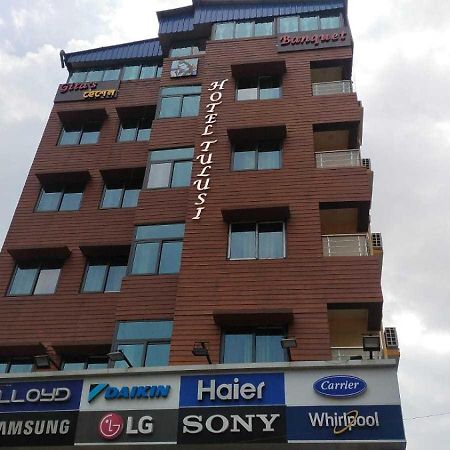 Oyo Hotel Tulusi Inn 博尔普尔 外观 照片