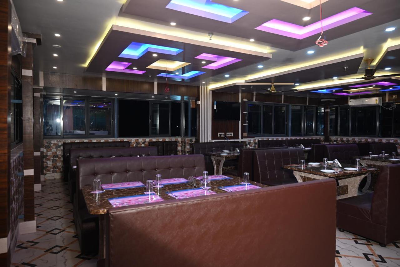 Oyo Hotel Tulusi Inn 博尔普尔 外观 照片