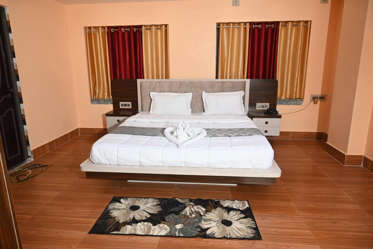 Oyo Hotel Tulusi Inn 博尔普尔 外观 照片