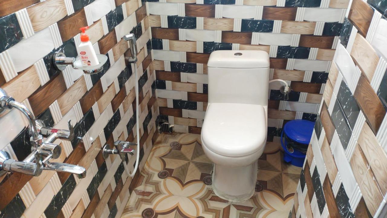 Oyo Hotel Tulusi Inn 博尔普尔 外观 照片