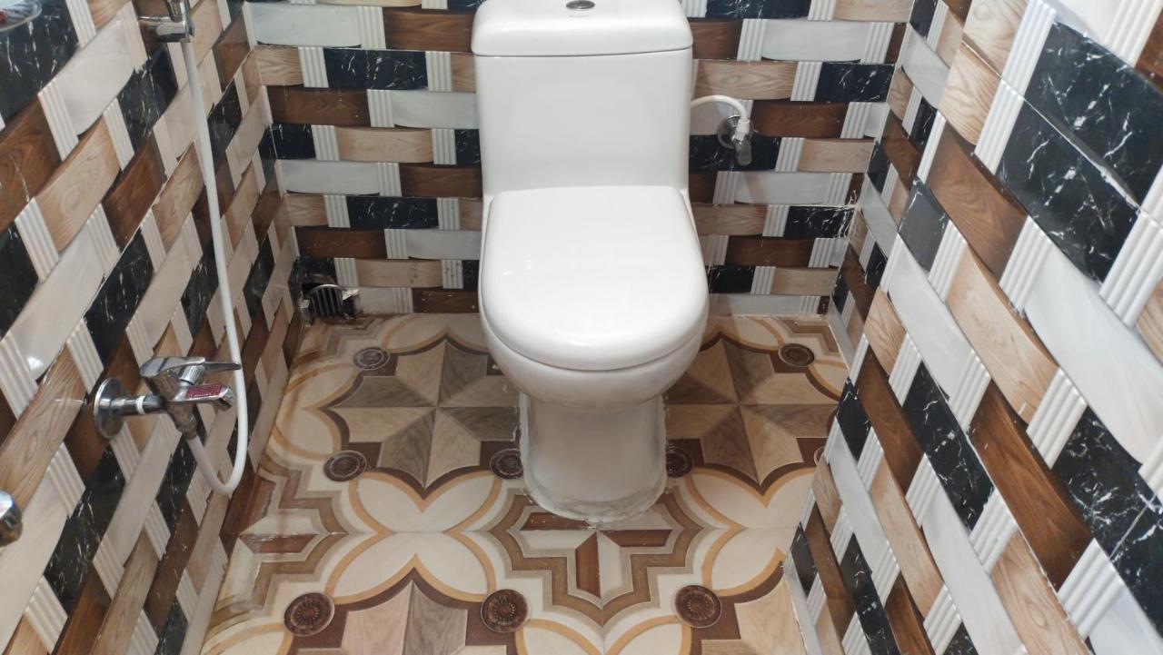 Oyo Hotel Tulusi Inn 博尔普尔 外观 照片
